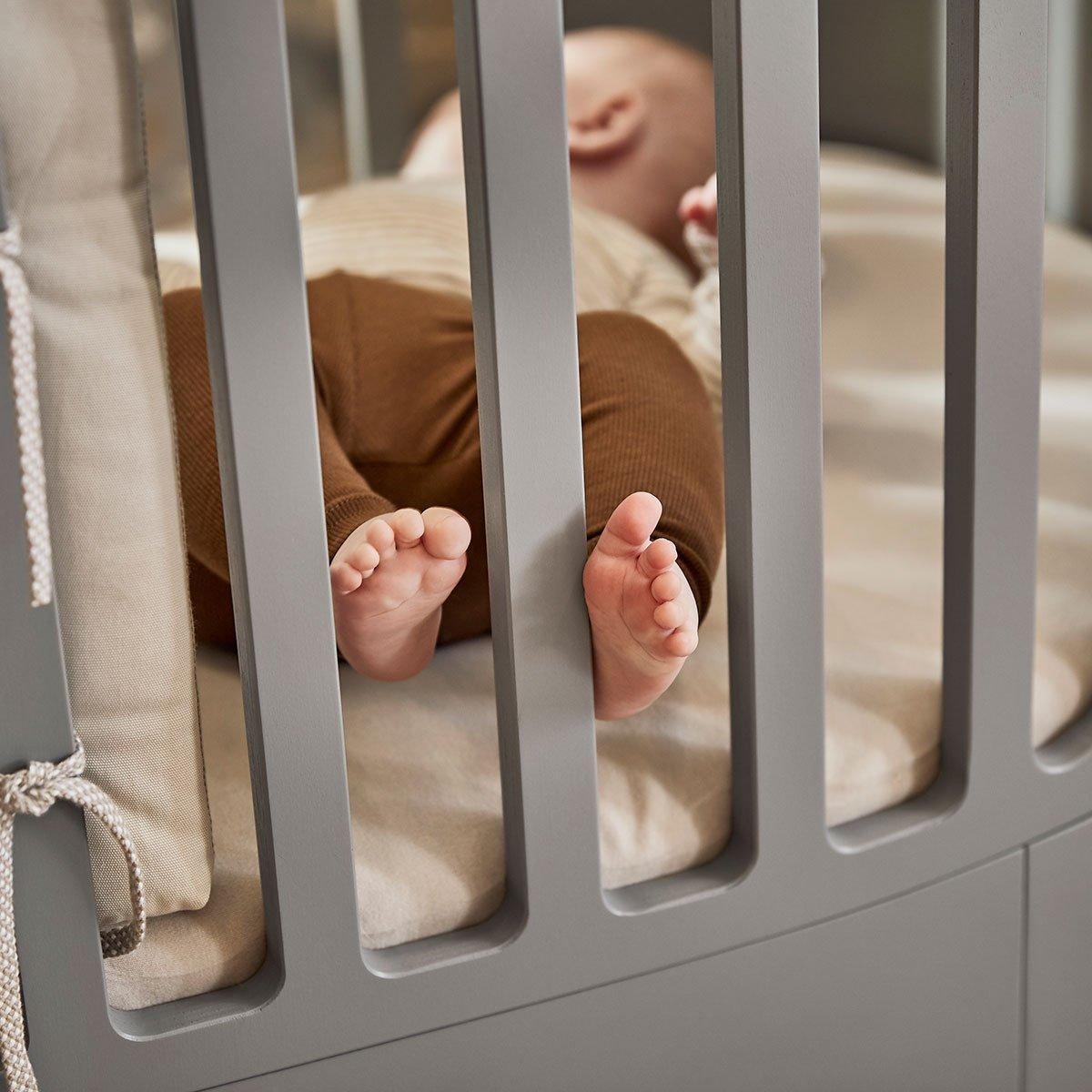 780013-77_Leander-Sheet-babycot-Organic-Cappuccino_2_1200x1200tHUSAlElOh9M1