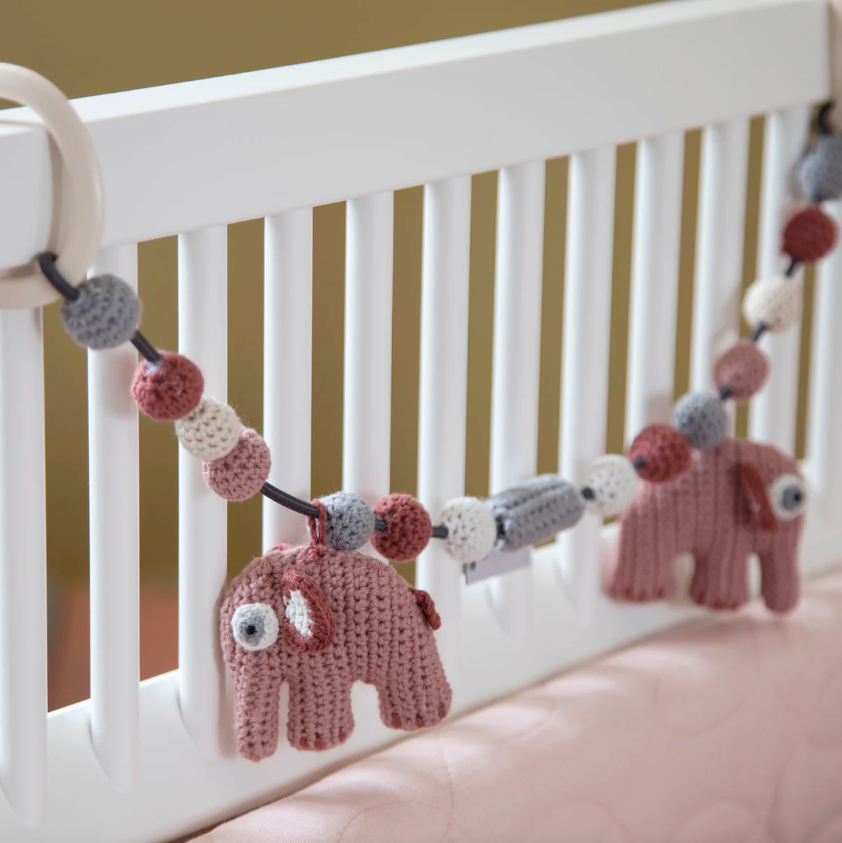 Fanto, Crochet pram chain-2