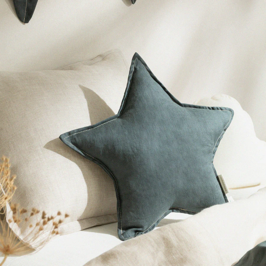 Lin-francais-star-cushion-green-blue-nobodinoz-2-8435574922953_2_900x