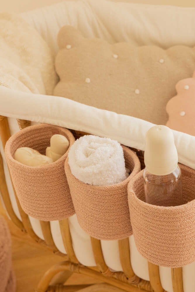 crib-basket-vintage-nude-lorena-canals-2