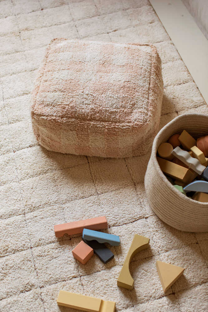 pouf-vichy-rose-lorena-canals-5
