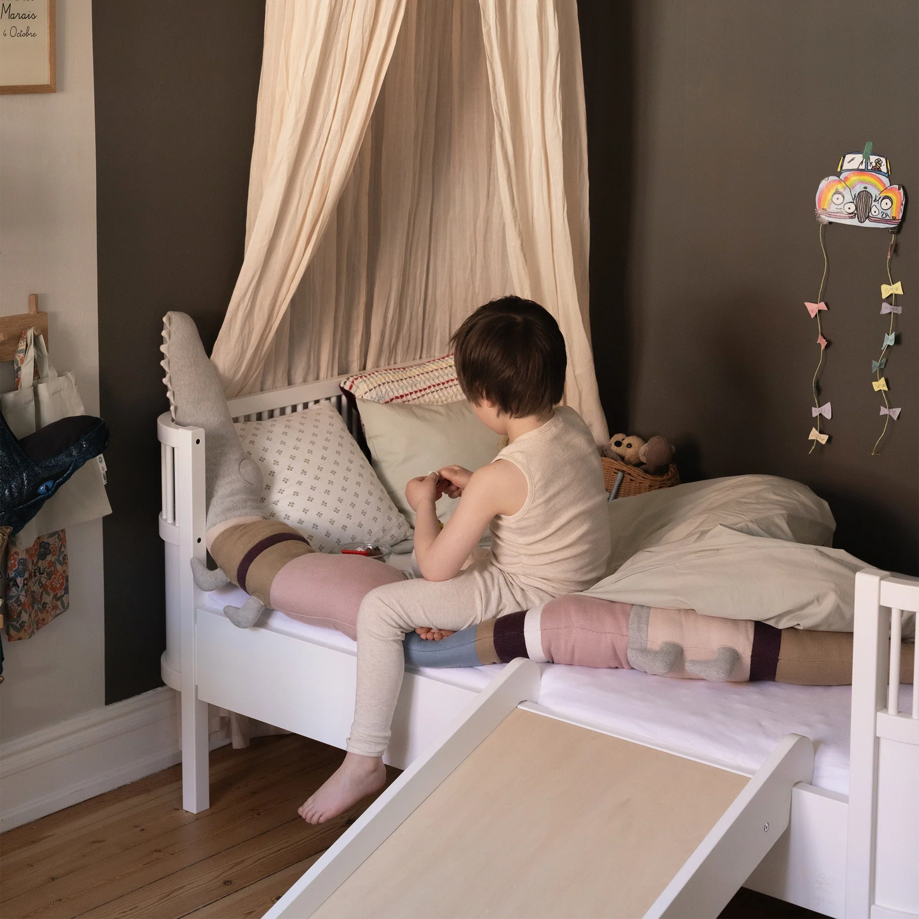 200130046-2_1800x1800